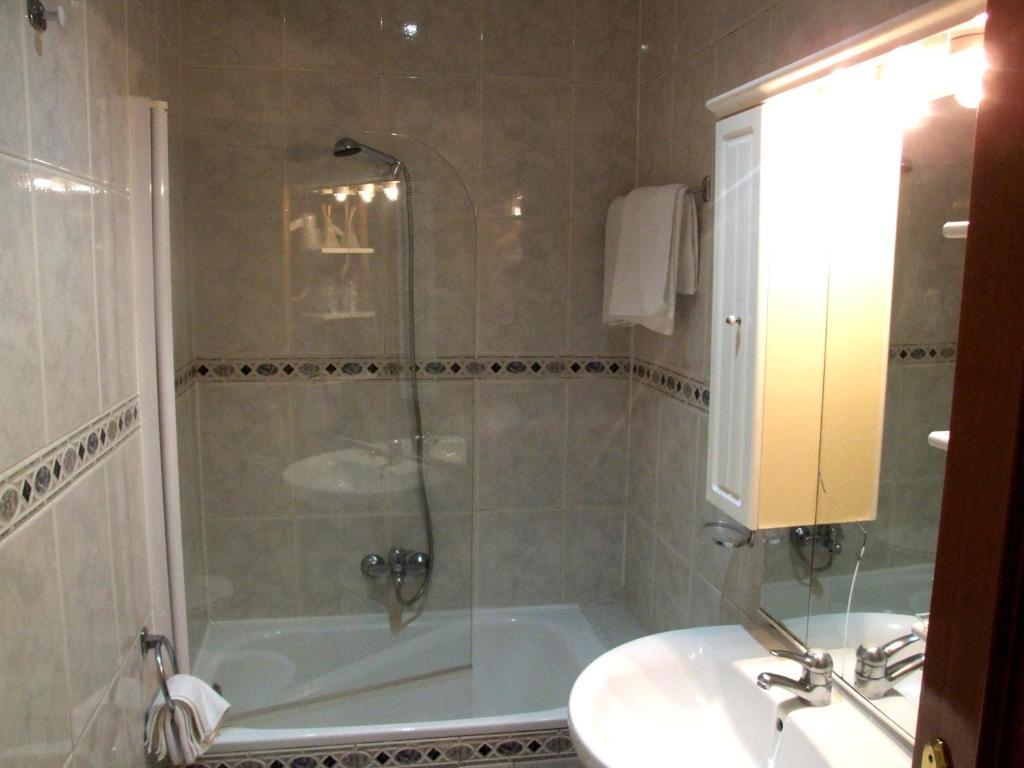 Hostal Santa Marta Aranjuez Quarto foto