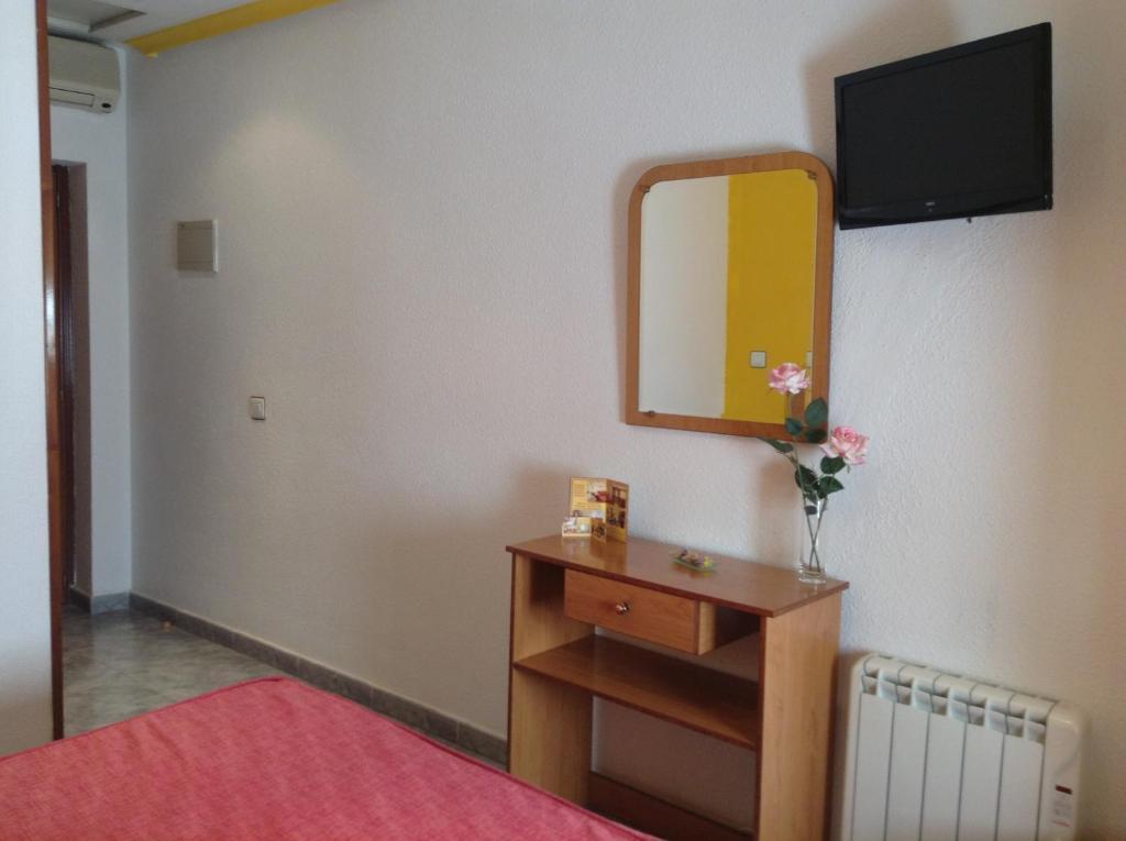 Hostal Santa Marta Aranjuez Quarto foto