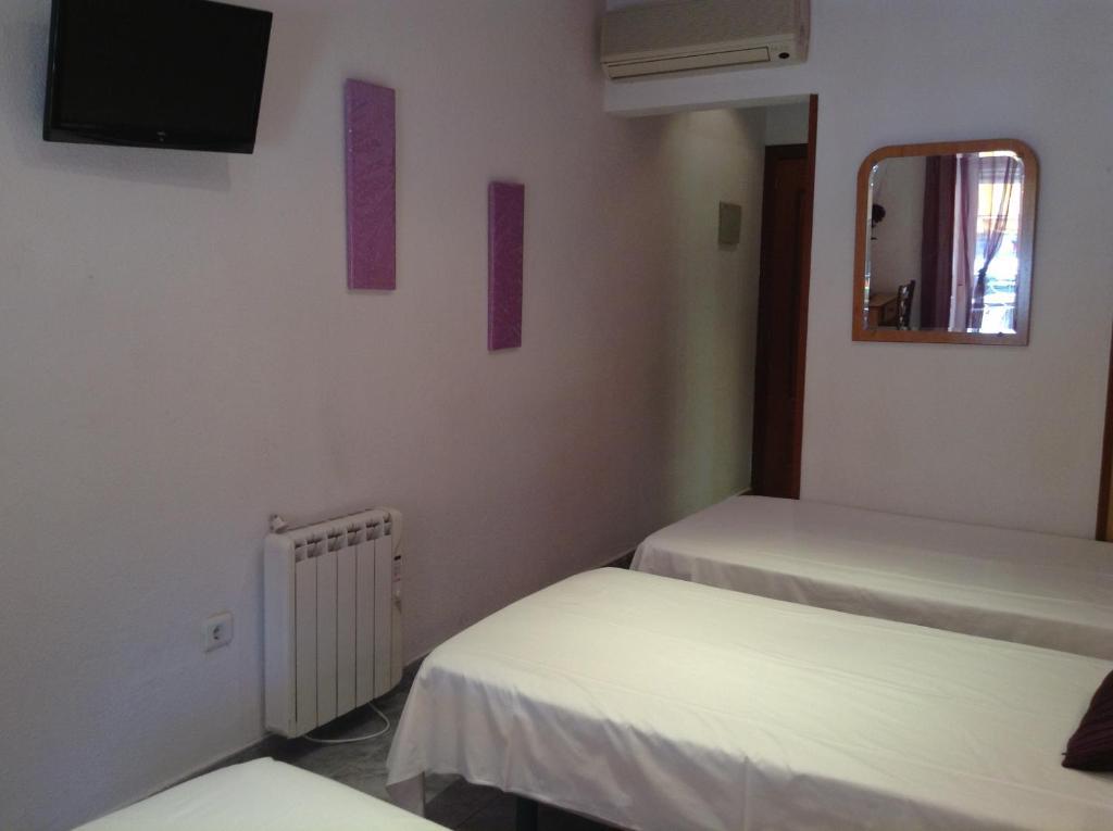 Hostal Santa Marta Aranjuez Quarto foto
